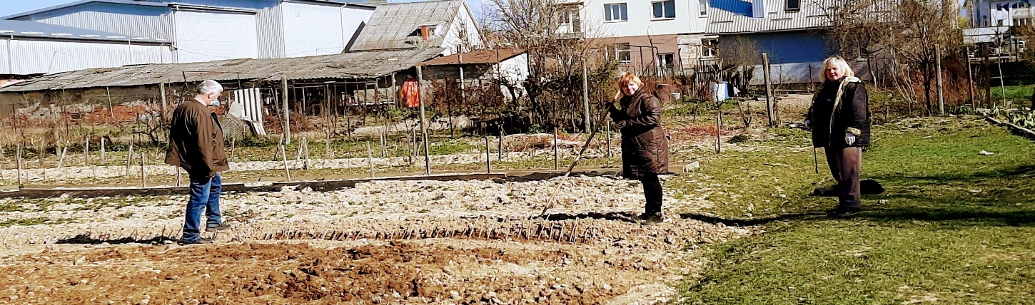 Проводиться комплекс весняно-польових робіт на дослідно-демонстраційних полях ВП НУБіП України «Мукачівський аграрний коледж»